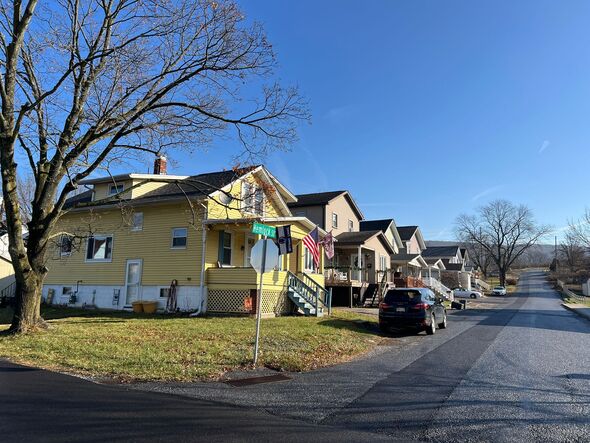 neighborhood 